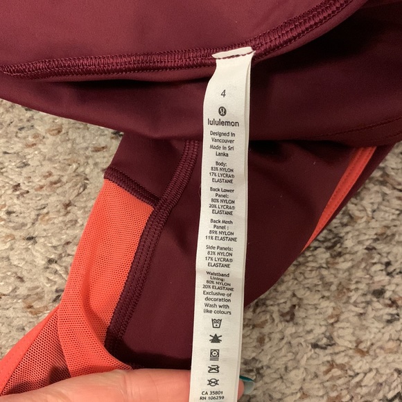 Lululemon size 4 crop pants - Picture 3 of 3